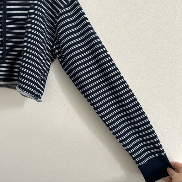 4/$25 Wild Fable Cropped Striped Hoodie Top in Navy Blue and White size Medium - Picture 3 of 9